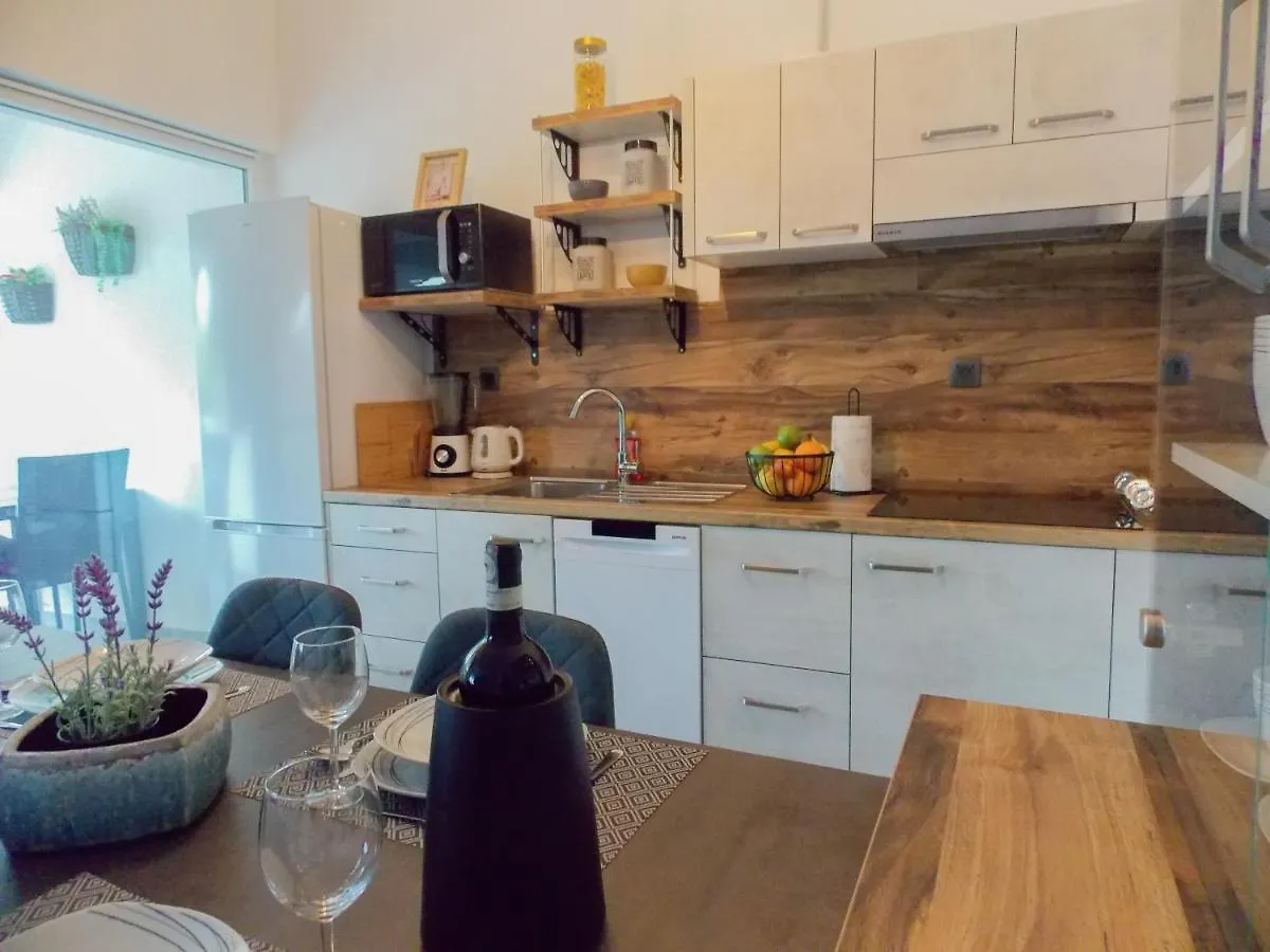 Apartman Bamboo Нин